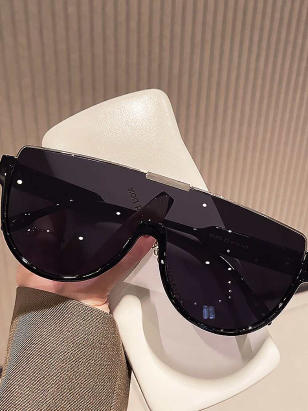 Rimless Shield Sunglasses Black/Black